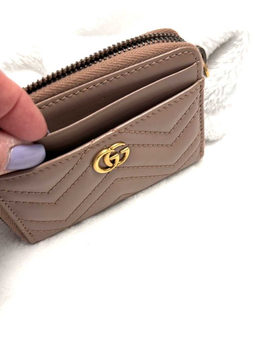 ⭐️ GUCCI GG MARMONT ZIP CARD CASE AUTHENTIC